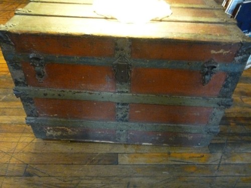 Antique coffee table steamer - coffee,